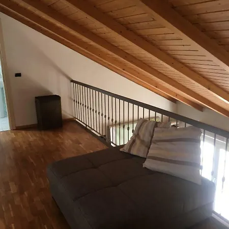 Ultracentral Old Town Apartment *