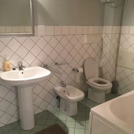 Ultracentral Old Town Apartment